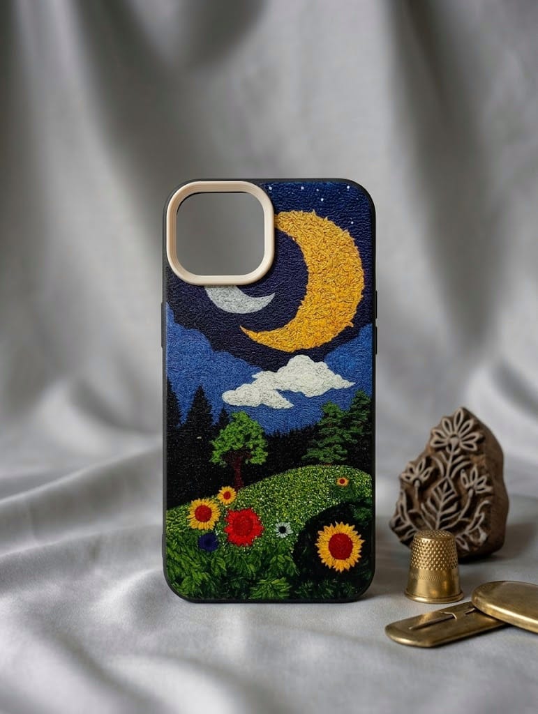 SYNC™ Moonlit Garden Case — iPhone 13